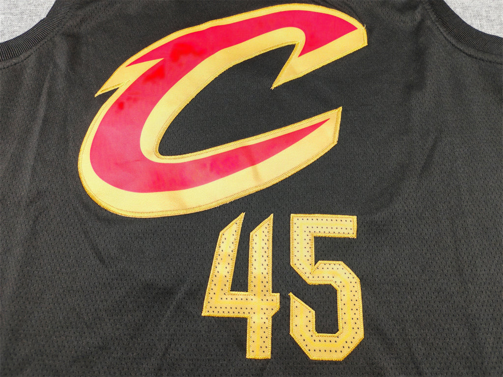 Men's Cleveland Cavaliers Donovan Mitchell Black Swingman Jersey - Statement Edition