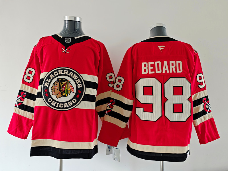 Men's Chicago Blackhawks Connor Bedard Fanatics Red Game Jersey
