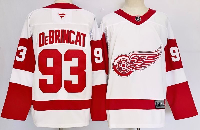 Men's Detroit Red Wings Alex DeBrincat Fanatics White Player Jersey
