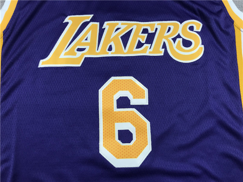 Men's Los Angeles Lakers LeBron James Purple 2022/23 Swingman Player Jersey