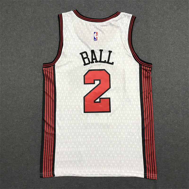 Men's Chicago Bulls Lonzo Ball White 2022/23 Swingman Jersey - City Edition