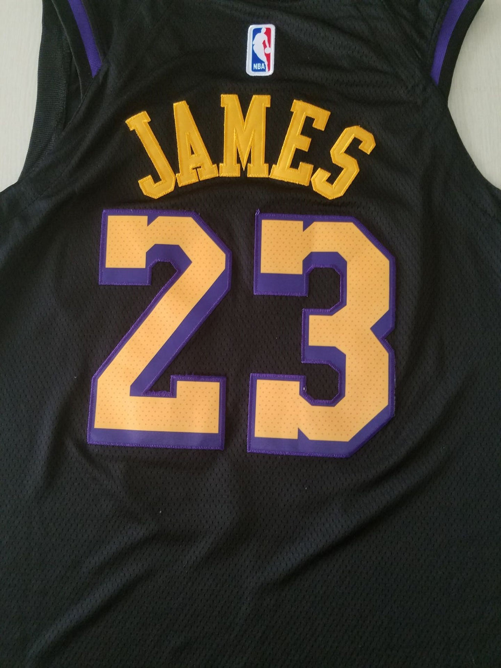 Men's Los Angeles Lakers LeBron James Black Swingman Jersey