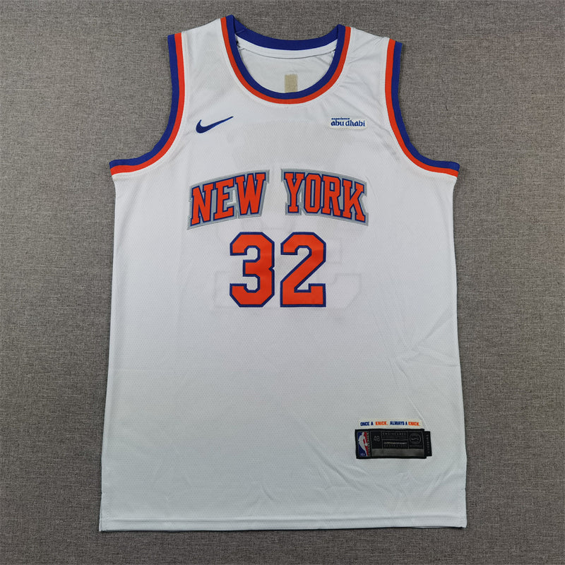 Men's New York Knicks Karl-Anthony Towns White Swingman Jersey - Association Edition