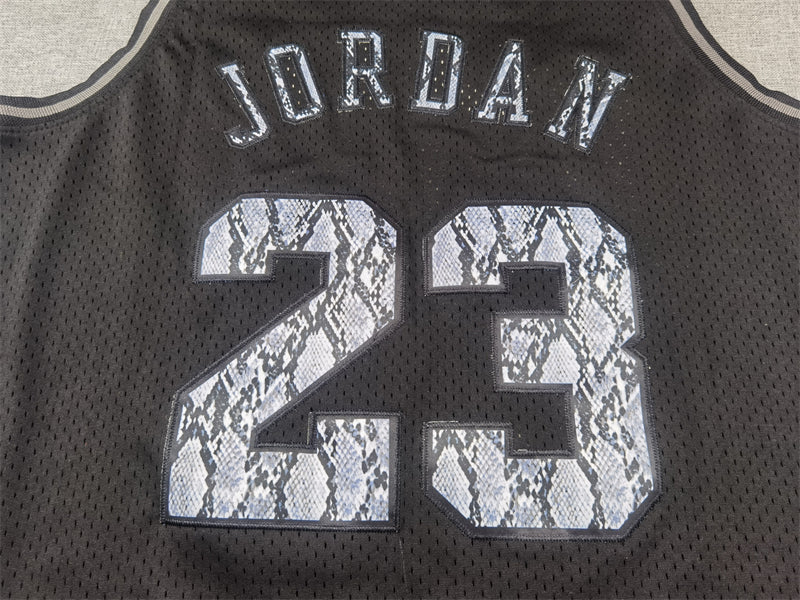 Men's Chicago Bulls Michael Jordan Black 1997/98 Hardwood Classics Authentic Jersey