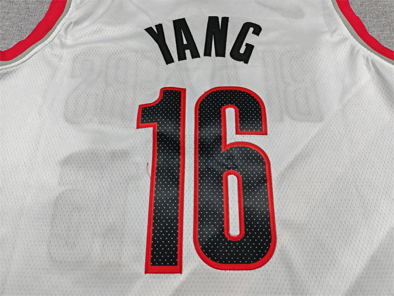 Men's Portland Trail Blazers Yang Hansen White Swingman Player Jersey - Association Edition