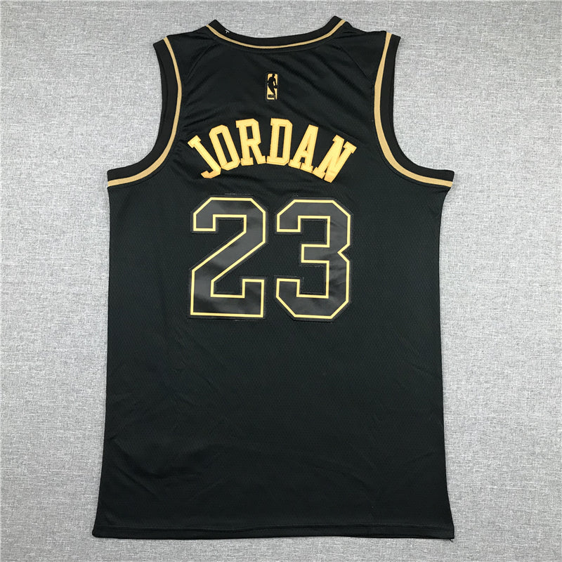 Men's Chicago Bulls Michael Jordan Black Swingman Player Jersey