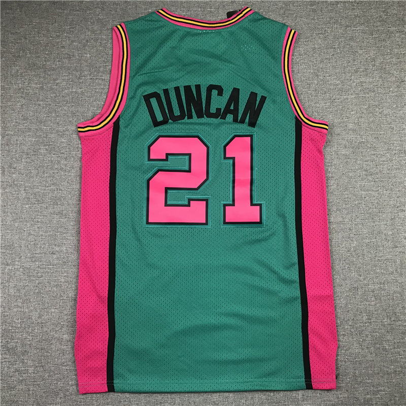 Men's San Antonio Spurs Tim Duncan Green 1998/99 Classics Swingman Player Jersey