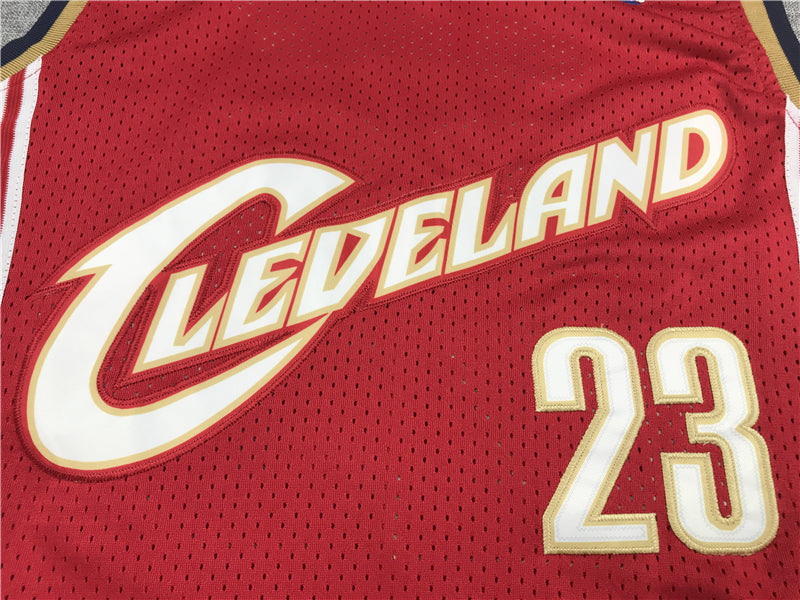 Men's Cleveland Cavaliers LeBron James 2003-04 Hardwood Classics Swingman Jersey