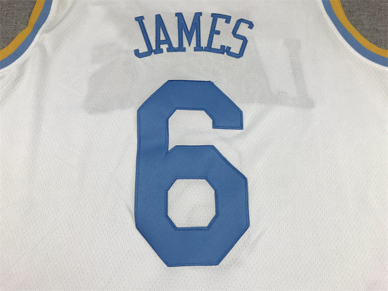 Men's Los Angeles Lakers LeBron James White 2022/23 Swingman Jersey - Classic Edition