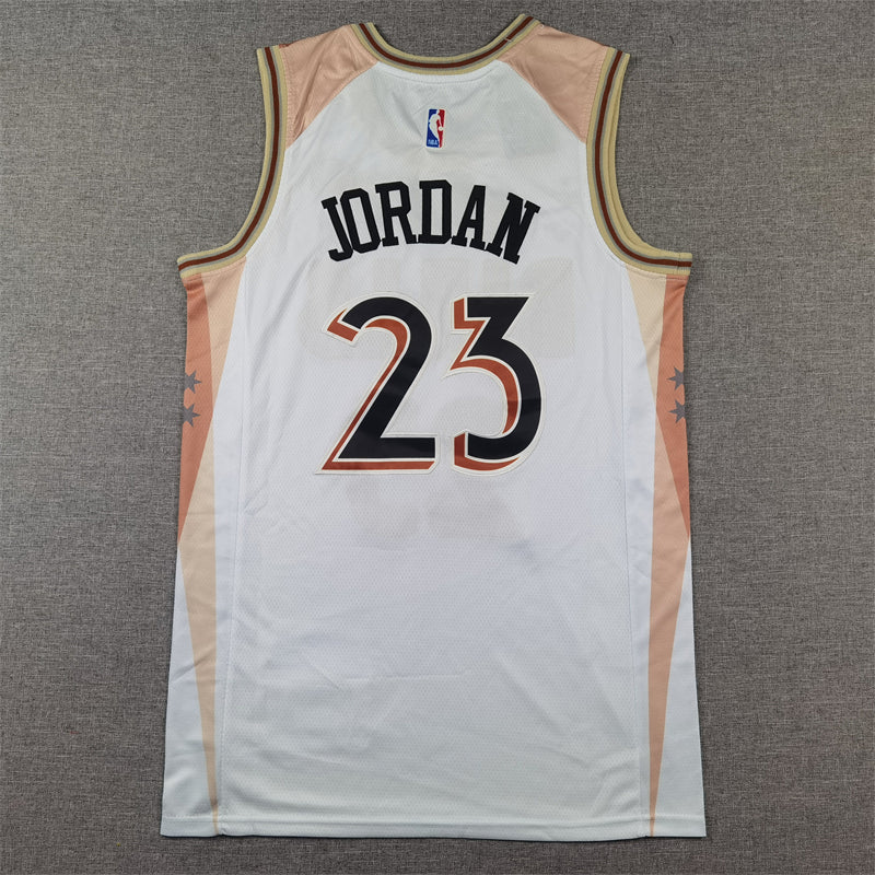 Men's Chicago Bulls Michael Jordan White 2024/25 Swingman Player Jersey - City Edition