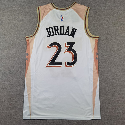 Men's Chicago Bulls Michael Jordan White 2024/25 Swingman Player Jersey - City Edition