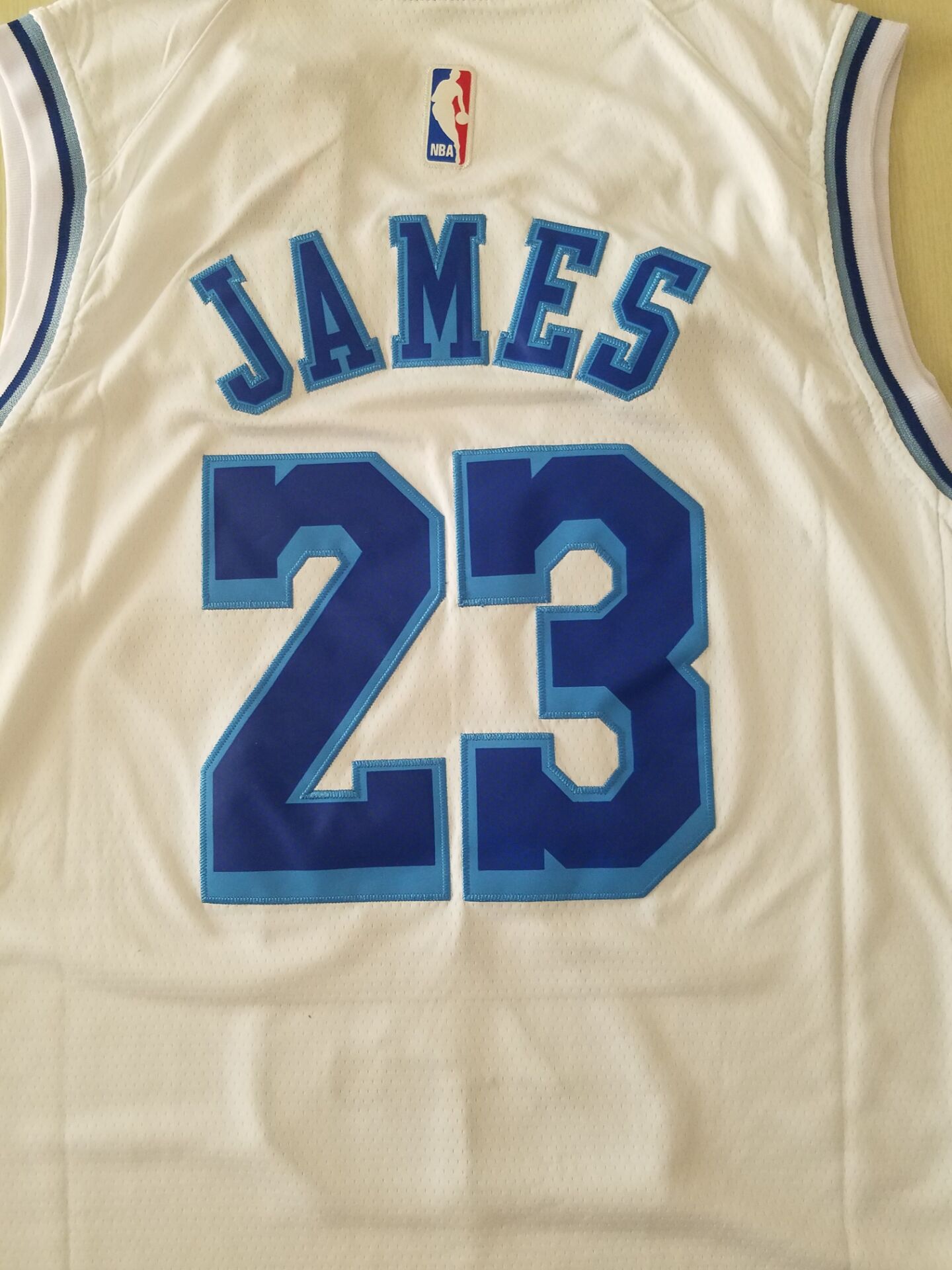 Men's Los Angeles Lakers LeBron James White Swingman Player Jersey