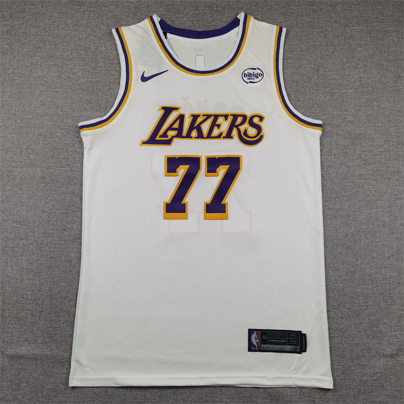 Men's Los Angeles Lakers Luka Doncic White Swingman Jersey - Association Edition