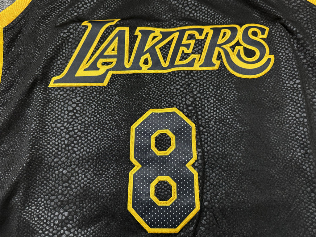 Men's Los Angeles Lakers Kobe Bryant -24 Black Swingman Jersey