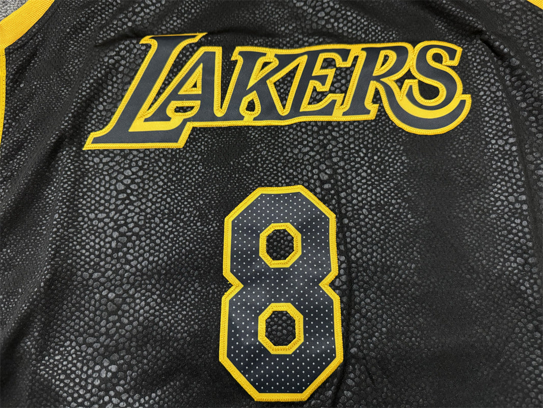 Men's Los Angeles Lakers Kobe Bryant -24 Black Swingman Jersey