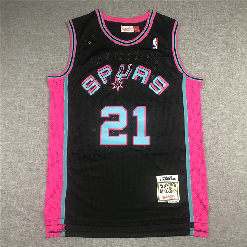 Men's San Antonio Spurs Tim Duncan Black 1998/99 Classics Swingman Player Jersey
