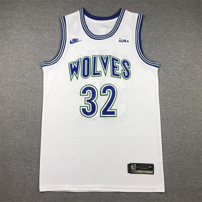 Men's Minnesota Timberwolves Karl-Anthony Towns White Swingman Player Jersey
