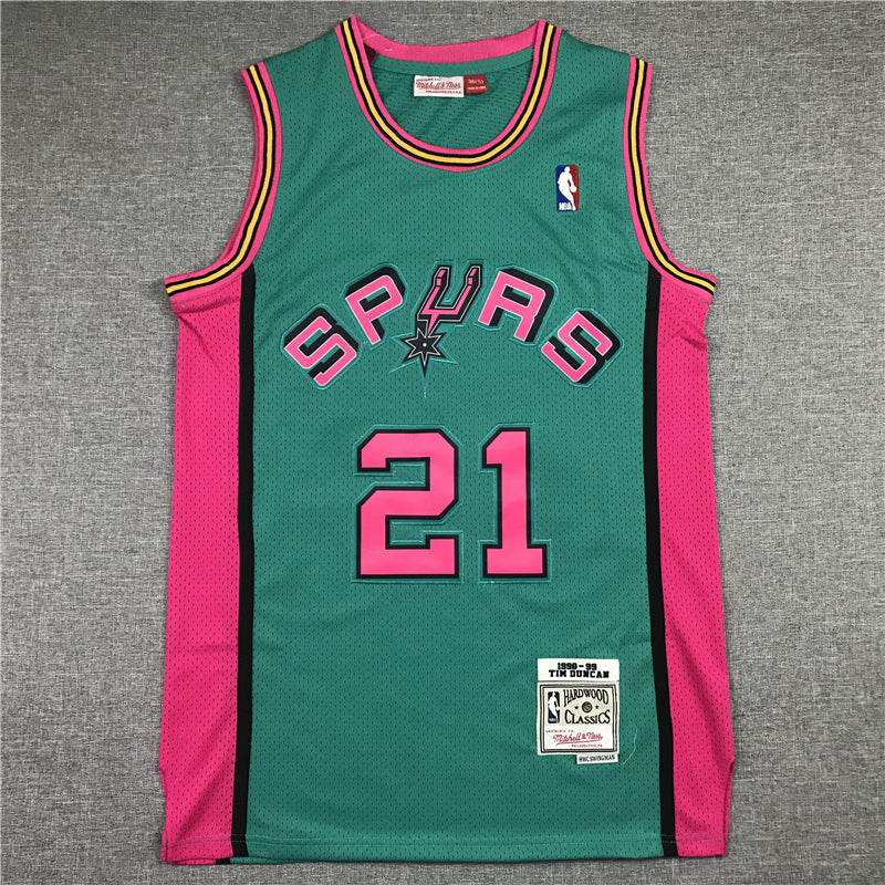 Men's San Antonio Spurs Tim Duncan Green 1998/99 Classics Swingman Player Jersey