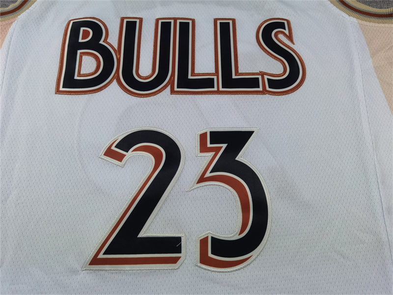 Men's Chicago Bulls Michael Jordan White 2024/25 Swingman Player Jersey - City Edition