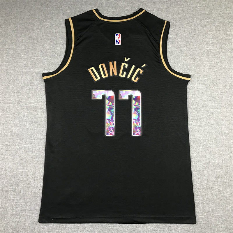 Men's Dallas Mavericks Luka Doncic Black Swingman Player Jersey