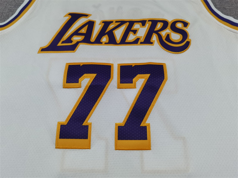 Men's Los Angeles Lakers Luka Doncic White Swingman Jersey - Association Edition