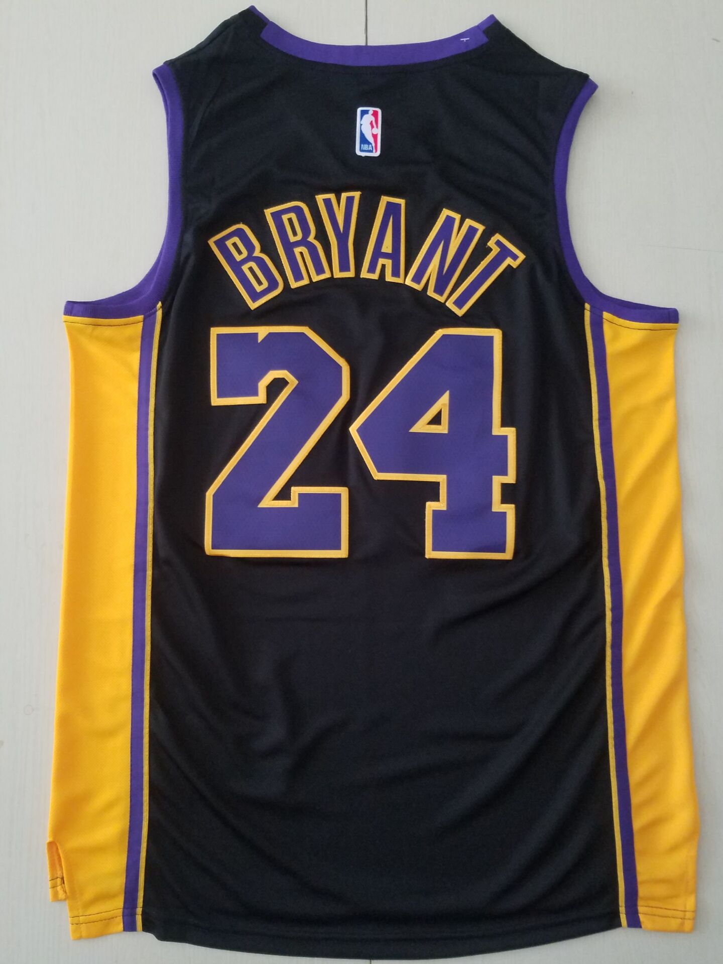 Men's Los Angeles Lakers Kobe Bryant NBA Black Swingman Jersey