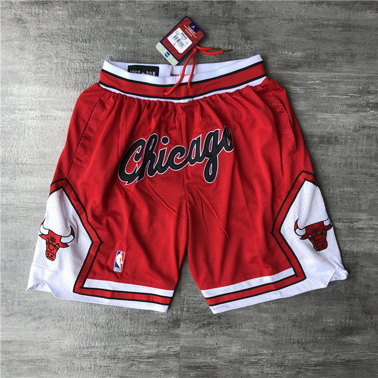 Men's NWT Chicago Bulls 1997-98 Vintage Basketball Game Shorts Red