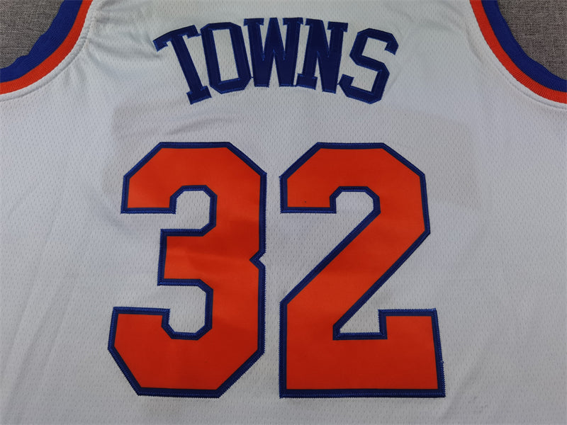 Men's New York Knicks Karl-Anthony Towns White Swingman Jersey - Association Edition