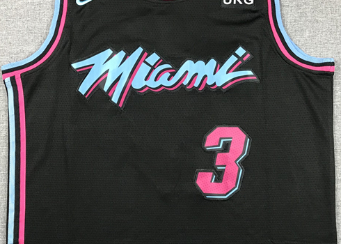 Men's Miami Heat Dwyane Wade Black Swingman Player Jersey