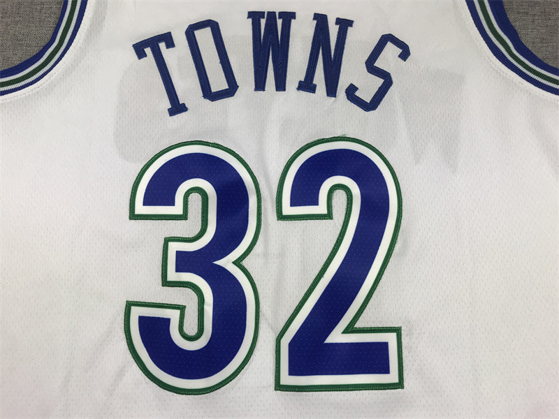 Men's Minnesota Timberwolves Karl-Anthony Towns White Swingman Player Jersey
